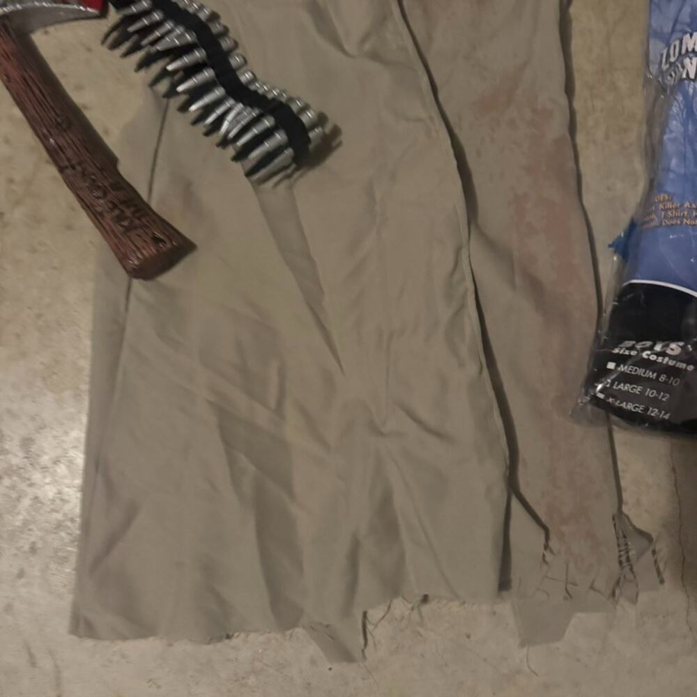 Spirit Zombie Hunter Boys Costume Large 10-12 Jacket Axe Hat Bullet Belt - Picture 3 of 12